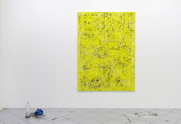 Steven Cox, Yellow Pages, 2015 Huile et aérosol sur toile. Vue de l'exposition A moveable Feast, Galerie Jérôme Pauchant Paris