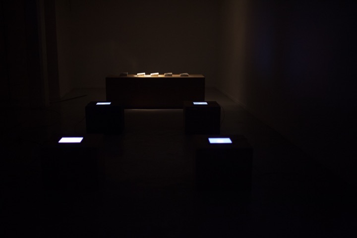 (brûler les abîmes) une proposition d'Emmanuel Guillaud, la Plateforme, Laboratoire d'art contemporain, Dunkerque