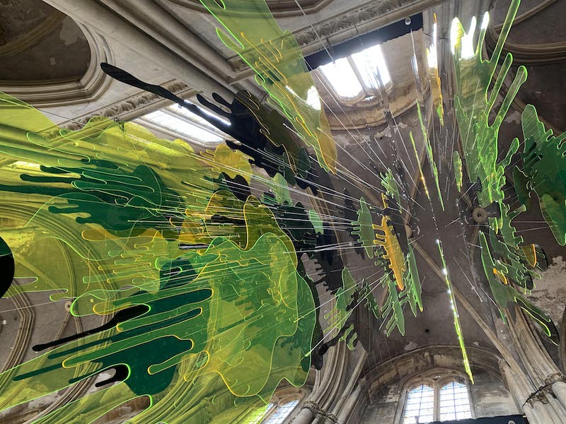Paysage immatériel de Valentina Canseco, sculpture in situ, réalisée dans le cadre du Festival International d'Art Constellations de Metz, Basilique Saint-Vincent de Metz