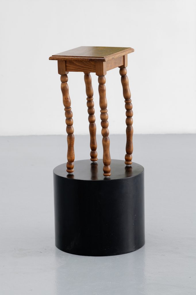 #11,
Bernhard Hegglin, 2023, Chair, Rope, Mdf, Spray plastic, 40 x 40 x 75 cm