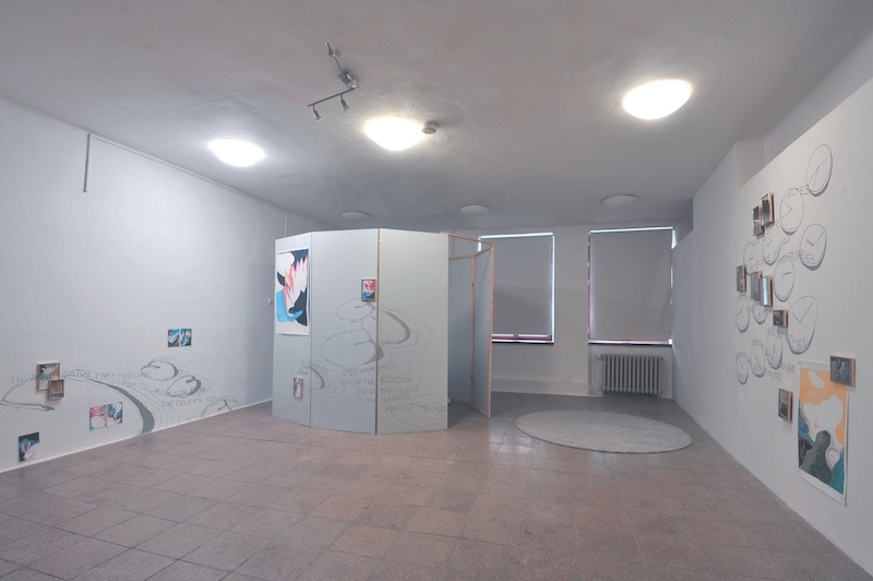 No one is bored here, but everything is boring, installation view. Photo: Pavel Petrov, OGV Jihlava.