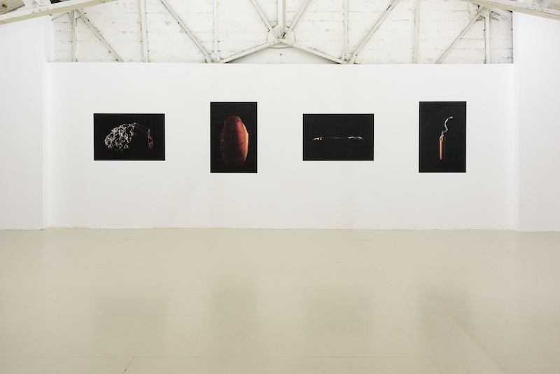  Karim Kal, "Proxi", 2024, vue d'exposition © Pauline Rosen-Cros