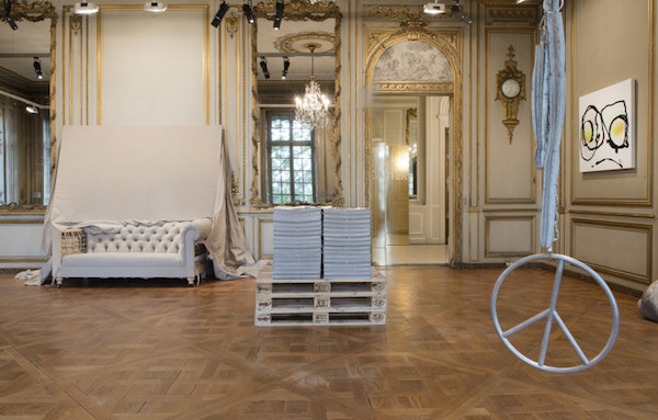 WASTELAND New art from Los Angeles, curaté par Shamim Momin / Mona Bismark Center