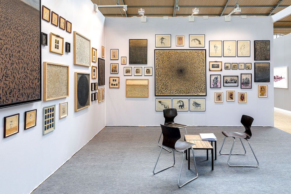 Peybak, vue du stand Galerie Georges-Philippe et Nathalie Vallois, Drawing Now Art Fair 2018, Carreau du Temple, Paris. Photo © Romain Darnaud