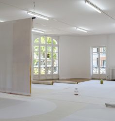 ADRIEN VESCOVI, SOLEIL BLANC