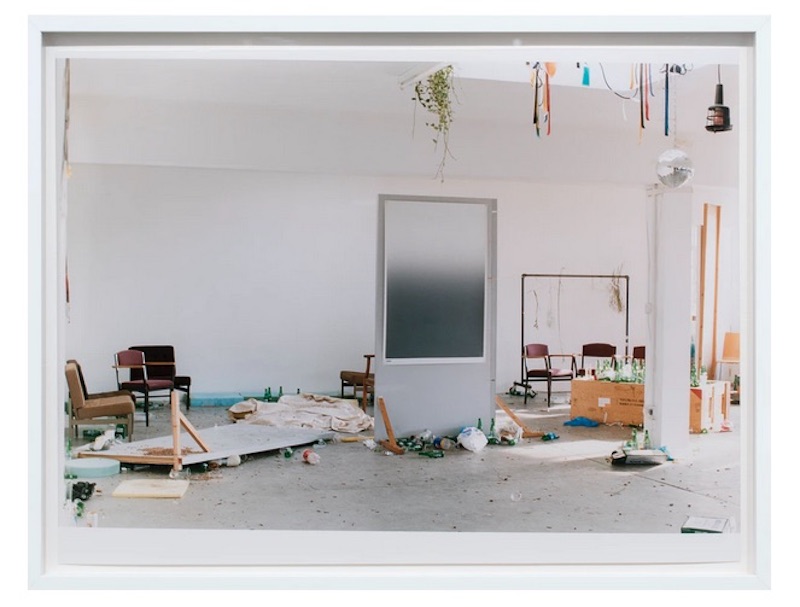 WOLFGANG TILLMANS - END OF WINTER (A) 2005 Glossy Chromogenic Color Print 30,5 x 40,6 cm