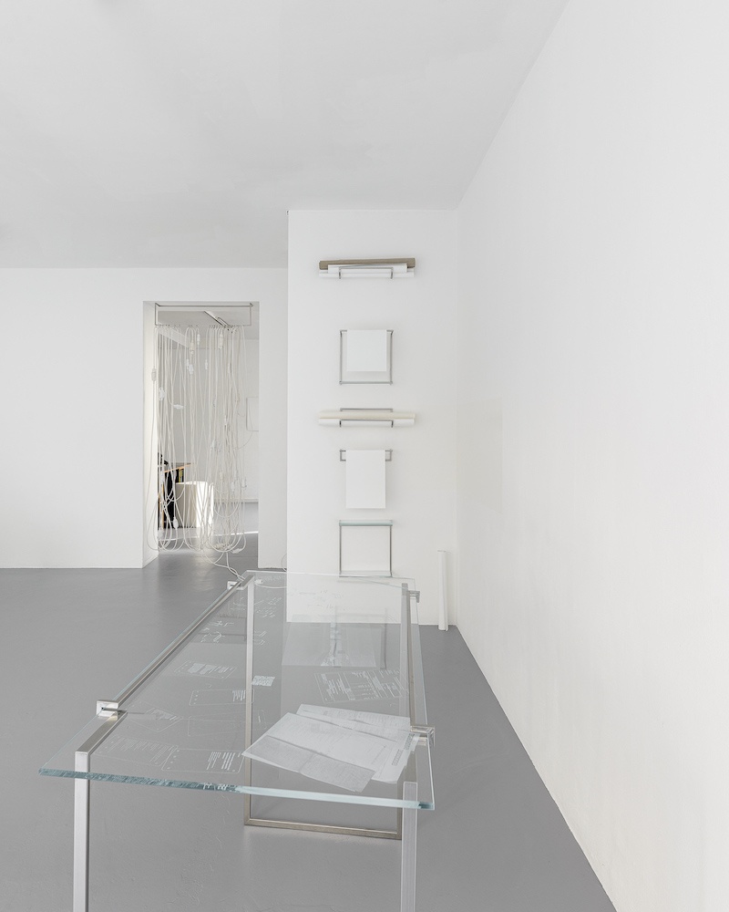 Mara Fortunatović, "Ce qui reste, 2022, pensée non réalisée materiau imaginaire dimensions idéales" Avec le soutien aux galeries / Exposition du CNAP, centre national des arts plastiques - photo © Gregory Copitet