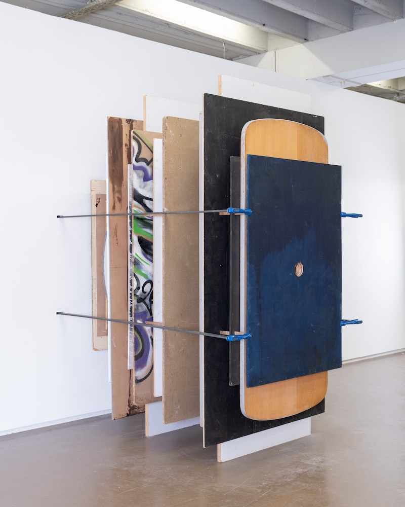 Claude Cattelain - Vue d'exposition L'anticipation d'un futur, Espace Vanderborght, Bruxelles - Photo Pierre Toussaint & Vincent Everarts