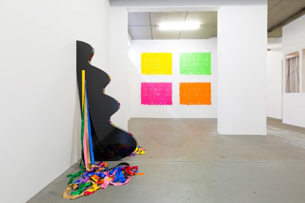Vue exposition Delphine Coindet, Faire, défaire, refaire, jusqu'au 04 mai 2024, Galerie Laurent Godin, Paris